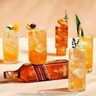 Johnnie Walker Red Label 1L: Kit com 2 e Preço Imperdível - imagem 2