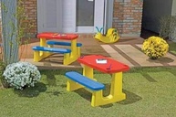 Mesa Picnic Infantil Tramontina - Conjunto Colorido com Tampo, Assentos e Base Montável - imagem 3