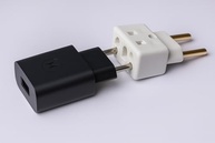 Kit 2 Adaptadores Tomada Benjamin Bob Esponja 10A/20A - Pino Grosso Bivolt Premium - imagem 3