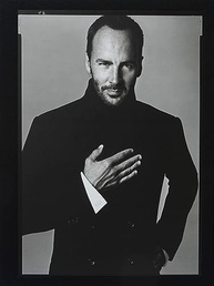 Livro Tom Ford: Ícone da Moda - Design, Glamour e Legado Gucci & YSL - imagem 4