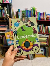 Cinderela: Livro Cartonado Encantador para Pequenos Leitores - imagem 3