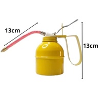 Almotolia Manual 300ml Amarela: Lubrificação Precisa com Bico Flexível para Máquinas e Ferramentas - imagem 5