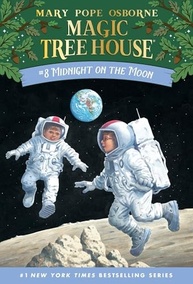 Magic Tree House #08: Midnight on the Moon - Aventura Intergaláctica para Jovens Leitores - imagem 2