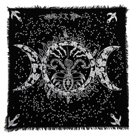 Pano de Altar Deusa da Lua Tripla Prata - Tecido Espiritual para Wicca e Tarot 18x18 - imagem 1