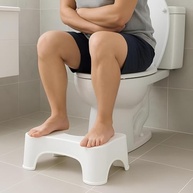 Banquinho Auxiliar Ergonômico para Vaso Sanitário com Base Antiderrapante – Apoio Natural para Cócoras, Melhora da Postura e Conforto Diário - imagem 3
