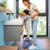 Banqueta Multiuso Dobrável Portátil - Assento Leve e Resistente para Casa, Camping e Eventos (Bege) - imagem 5