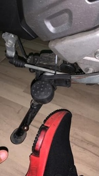 Protetor de Pedal Universal para Tênis e Calçados de Moto - Essencial para Motoboys! - imagem 4