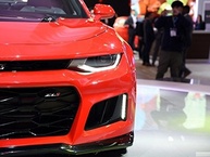Emblema ZL1 para Camaro SS RS: Destaque Cromado Vermelho para Sua Grade - imagem 5