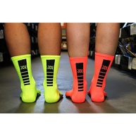 Meia HUPI Alaranjada Neon: Conforto e Performance - imagem 2