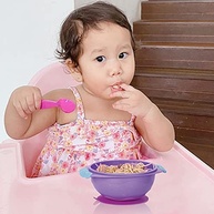 Nuby Tigela Divertida com Tampa e Ventosa Rosa - 300ml para Refeições Práticas do Bebê - imagem 4