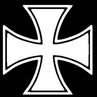 Adesivo Cruz de Malta Premium para Carro e Moto - Decoração Elegante 8cm (Branco) - imagem 3