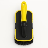 Escova Profissional para Limpeza de Tapetes e Carpetes com Cerdas Resistentes - imagem 5