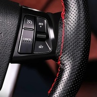 Capa Volante Couro Ecológico Universal - Toque Premium e Proteção para Seu Carro (Preto/Linha Preta) - imagem 3