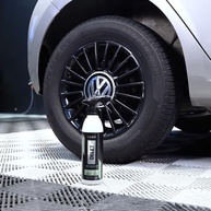 Kit Limpa Pneu Vonixx Delet 500ml + Escova: Restaure o Brilho e Proteja Seus Pneus! - imagem 4