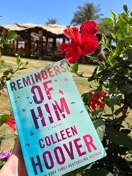 Reminders of Him: Um Romance Emocionante de Colleen Hoover | Livro - imagem 4