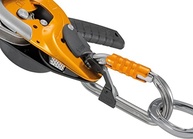 Mosquetão Petzl Am'D Tripla Trava Automática: Segurança e Praticidade para suas Aventuras - imagem 3