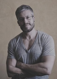 No Presente: Um Livro Sobre Aceitação e Descoberta da Sexualidade - imagem 4