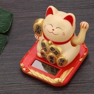 Gato da Sorte Solar Dourado: Traga Prosperidade e Charme para sua Casa e Carro! - imagem 3
