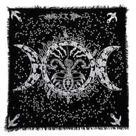 Pano de Altar Deusa da Lua Tripla Prata - Tecido Espiritual para Wicca e Tarot 18x18 - imagem 2