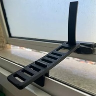 Kit 2 Travas para Janela Basculante Ajustável com Haste Reforçada - Segurança e Controle Total - imagem 5