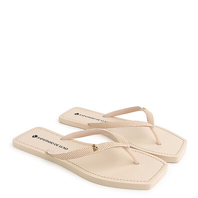 Rasteira Nude Manteiga Tira PVC com Enfeite SDL 450.03_4: Conforto e Estilo em Um Só Look