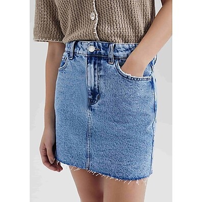 Saia Jeans Hering: Estilo e Conforto!