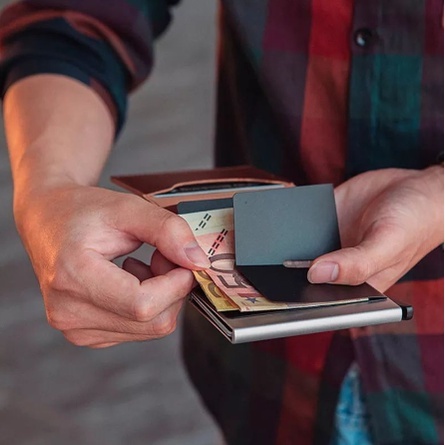 Carteira Rfid Slim: Segura, Fina e com Proteção Total