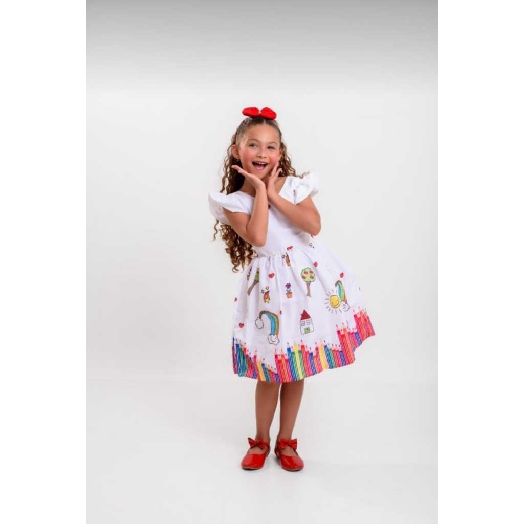 Vestido Temático Aguarela: Conforto e Estilo para sua Princesa